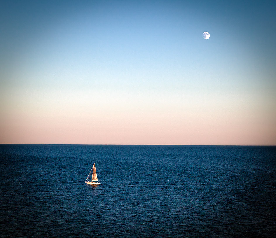 Little boat and big little moon